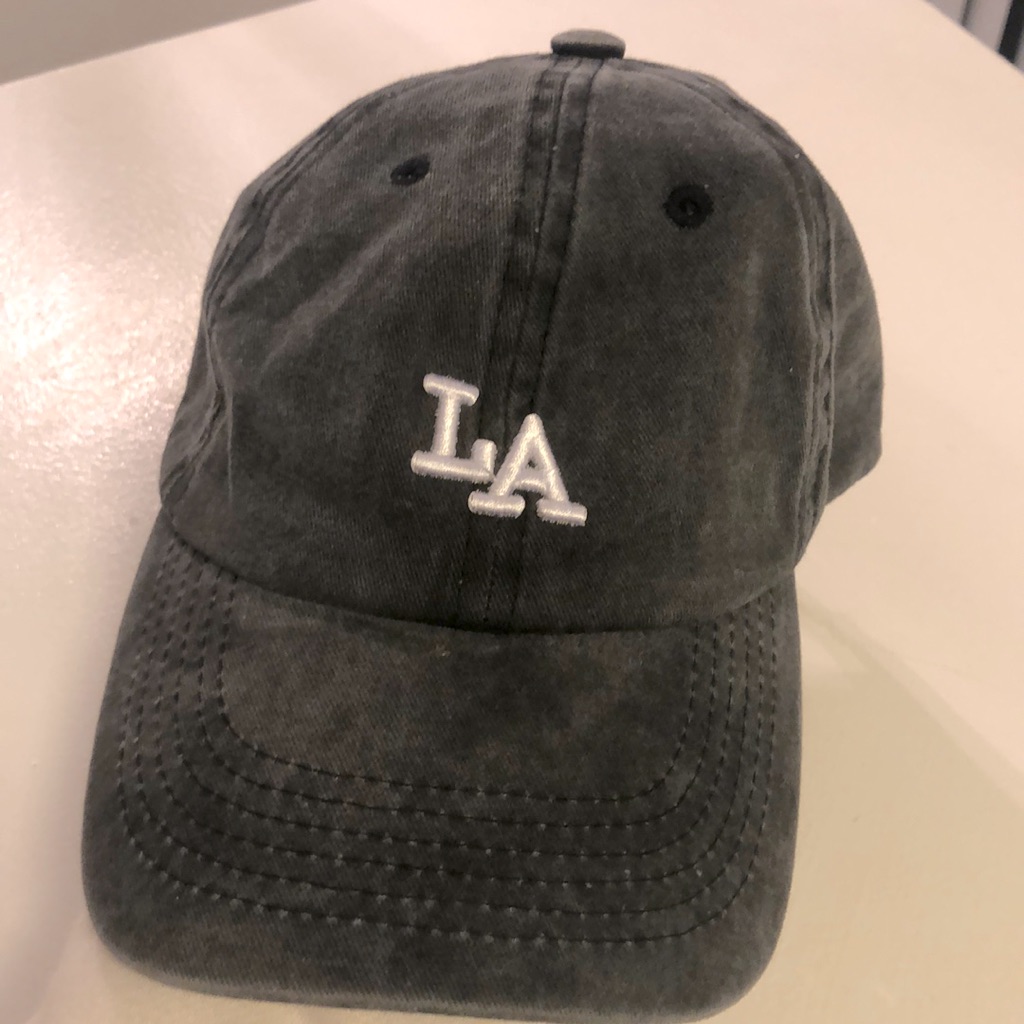 Adjustable La Hat